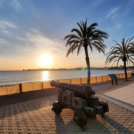 2189 Rocmar 3 3-c, Excelente Situacion Frente Al Puerto Pesquero Y Con Vista A La Bahia. Gran Terraza. Gran Parking Publico Delante. - Es-258-59 Roses
