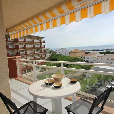 Apartment 2189 Rocmar 3 3-c, Excelente Situacion Frente Al Puerto Pesquero Y Con Vista A La Bahia. Gran Terraza. Gran Parking Publico Delante. - Es-258-59 *